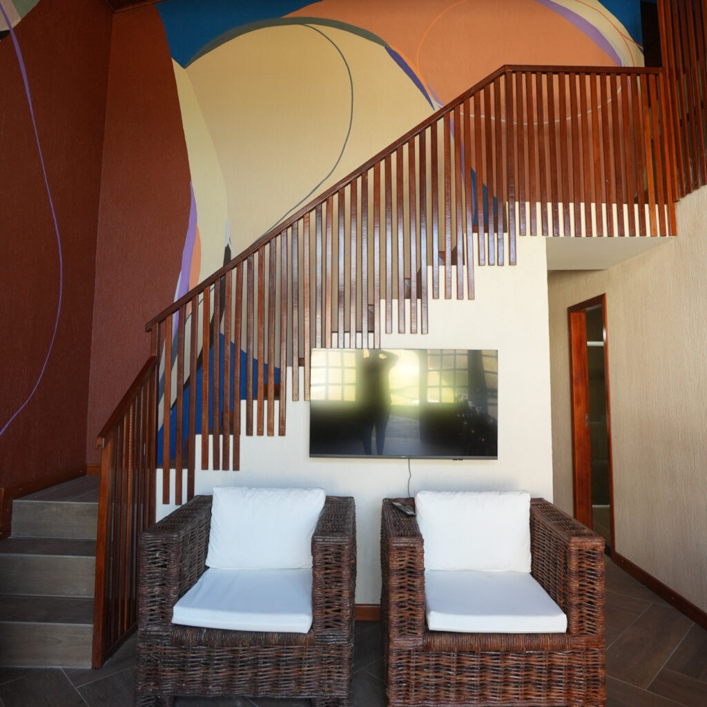 Seaside Retreat w/ 4 Bedrooms and Pool